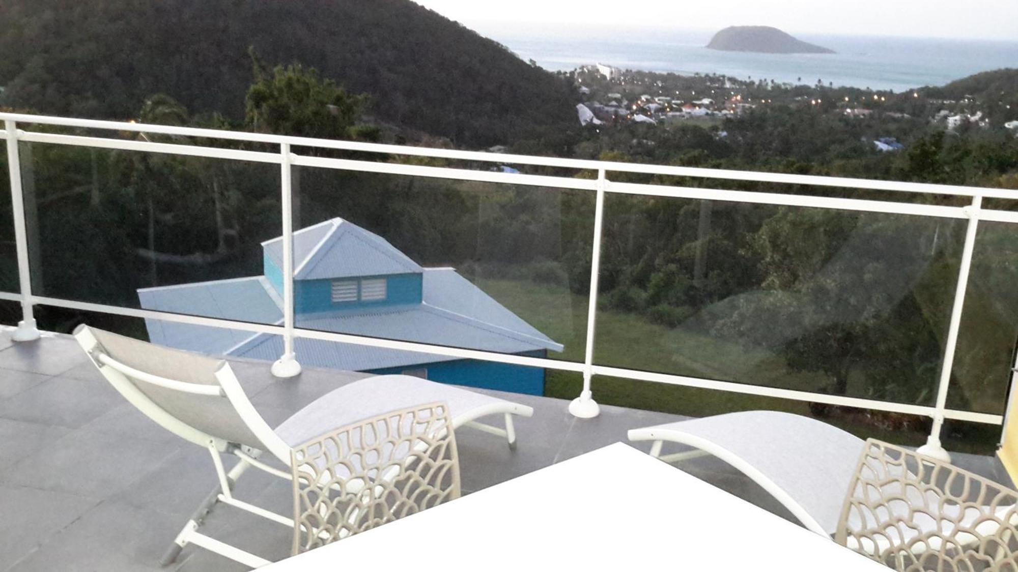 Habitation Pineau Villa Deshaies Exterior foto